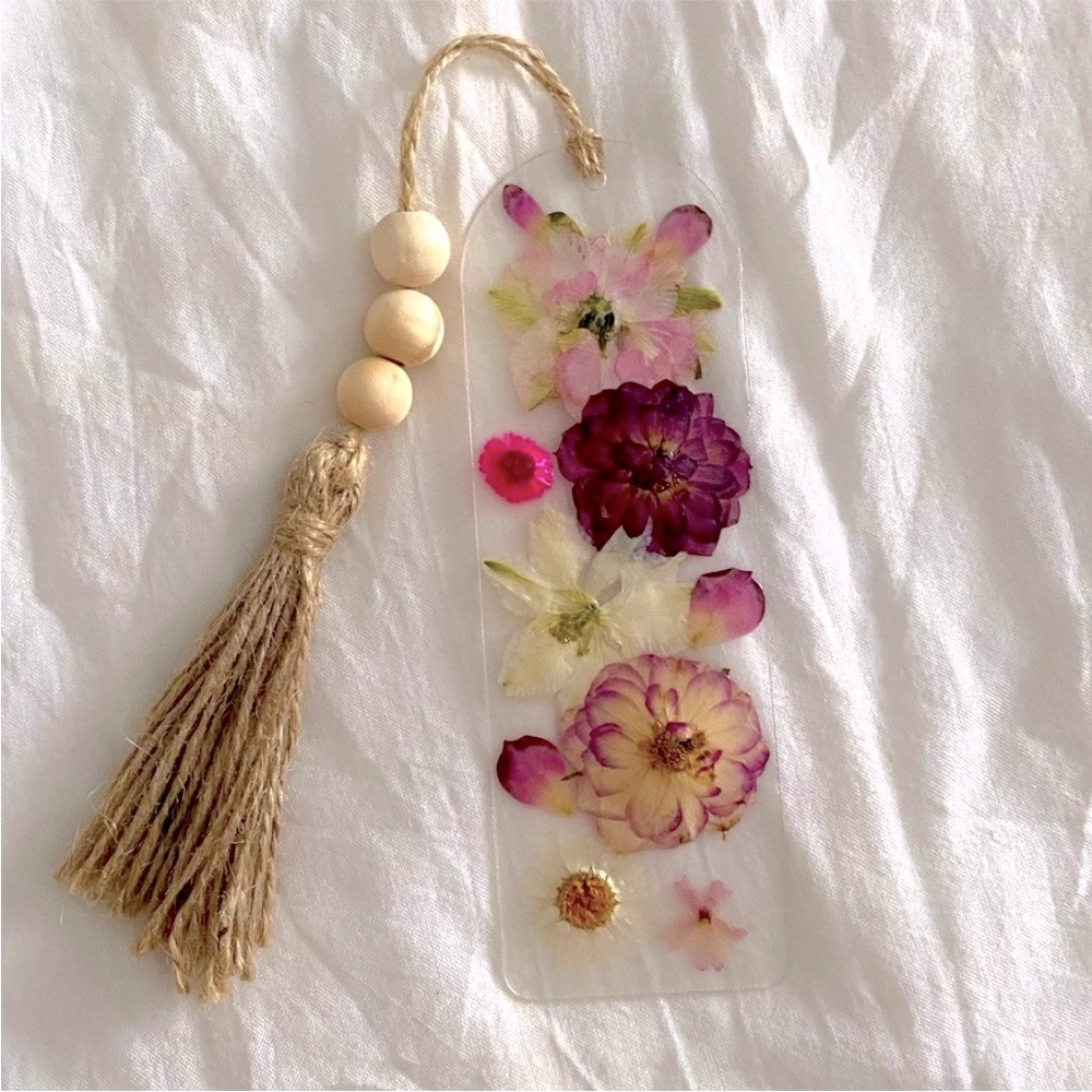 Pink and Burgandy Hand crafted pressed Flower Bookmarks - Picture 1 of 3